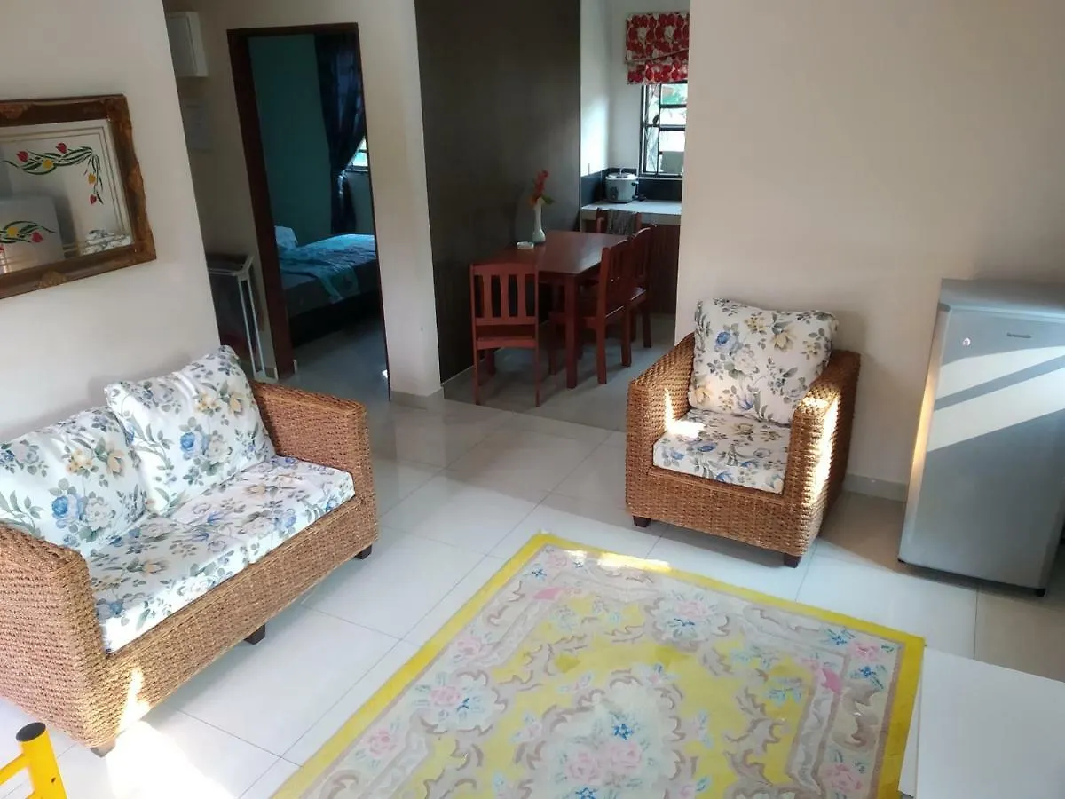 Hma Guesthouse Σεπάνγκ 0*,